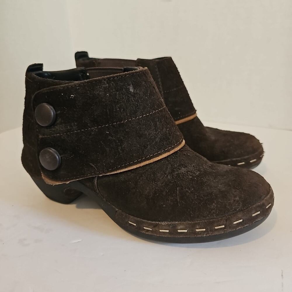 Merrell Luxe Button Espresso Ankle Boots Size 6 Suede Stapled Booties J56078